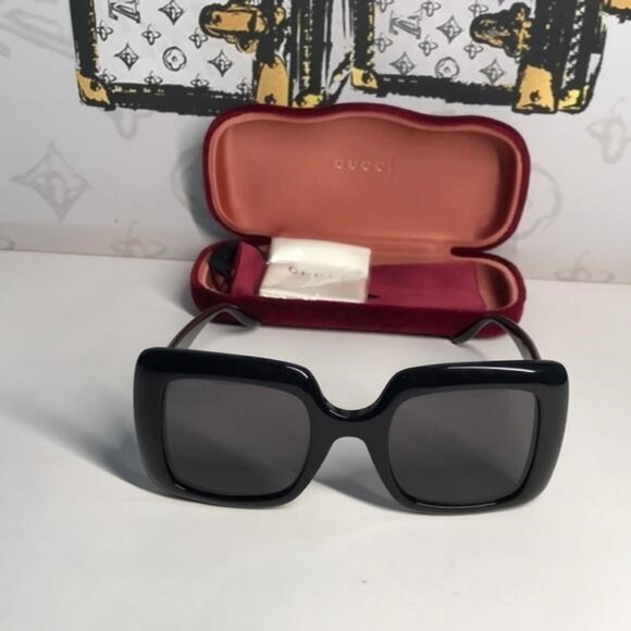 New Authentic ✨ Gucci GG0896S 001 – Oversized Black Square Sunglasses ✨ - Picture 8 of 13